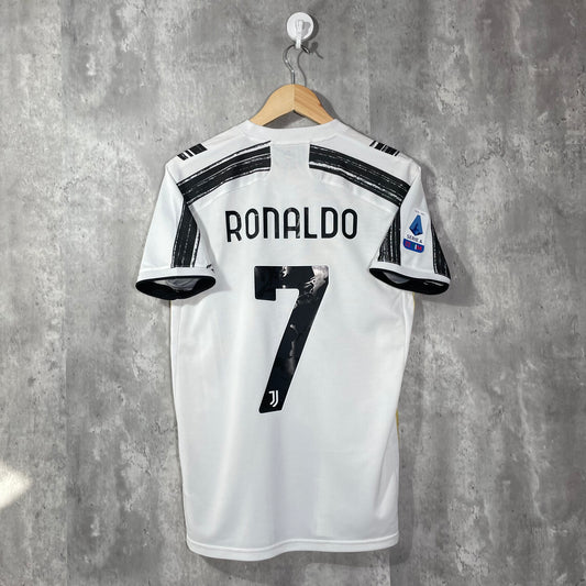 Juventus 2020/21 Home Shirt Ronaldo #7 - Medium