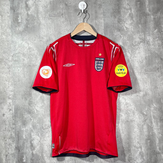England 2004-06 Away Shirt - Medium