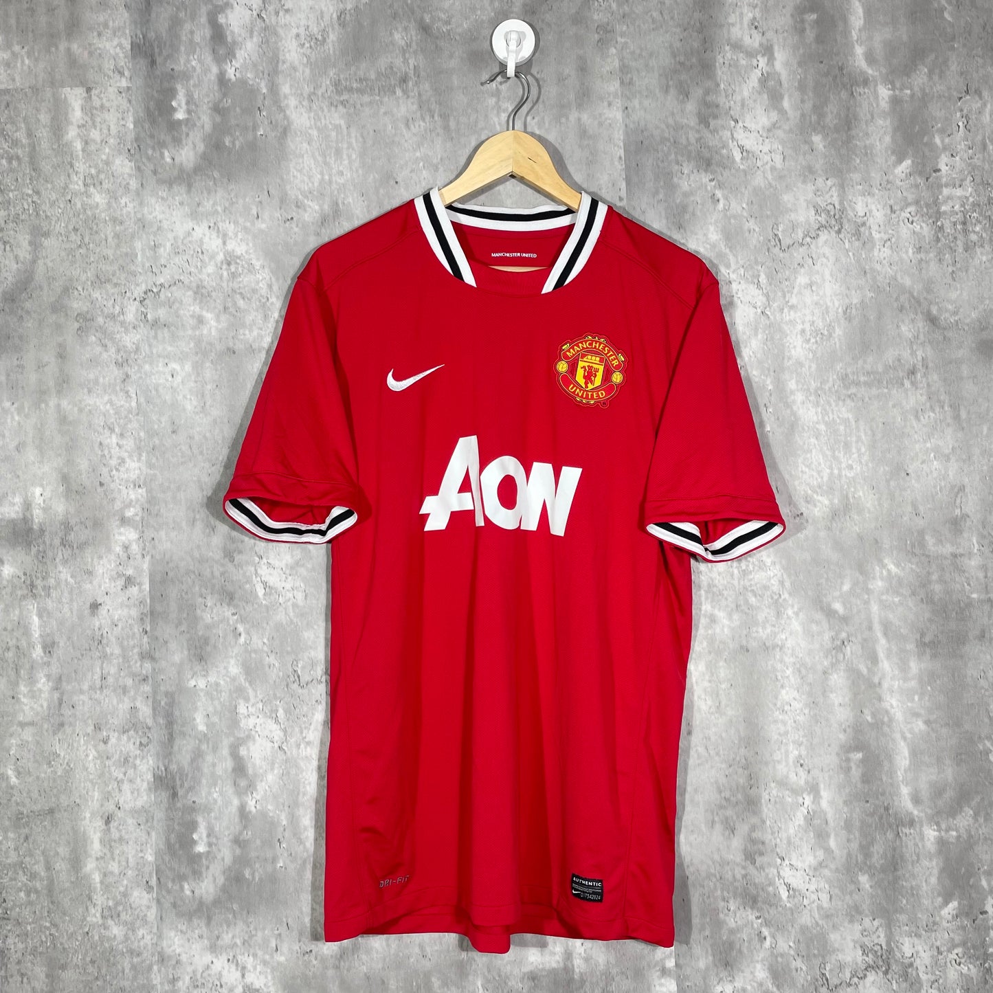 Manchester United 2011/12 Home Shirt - XL