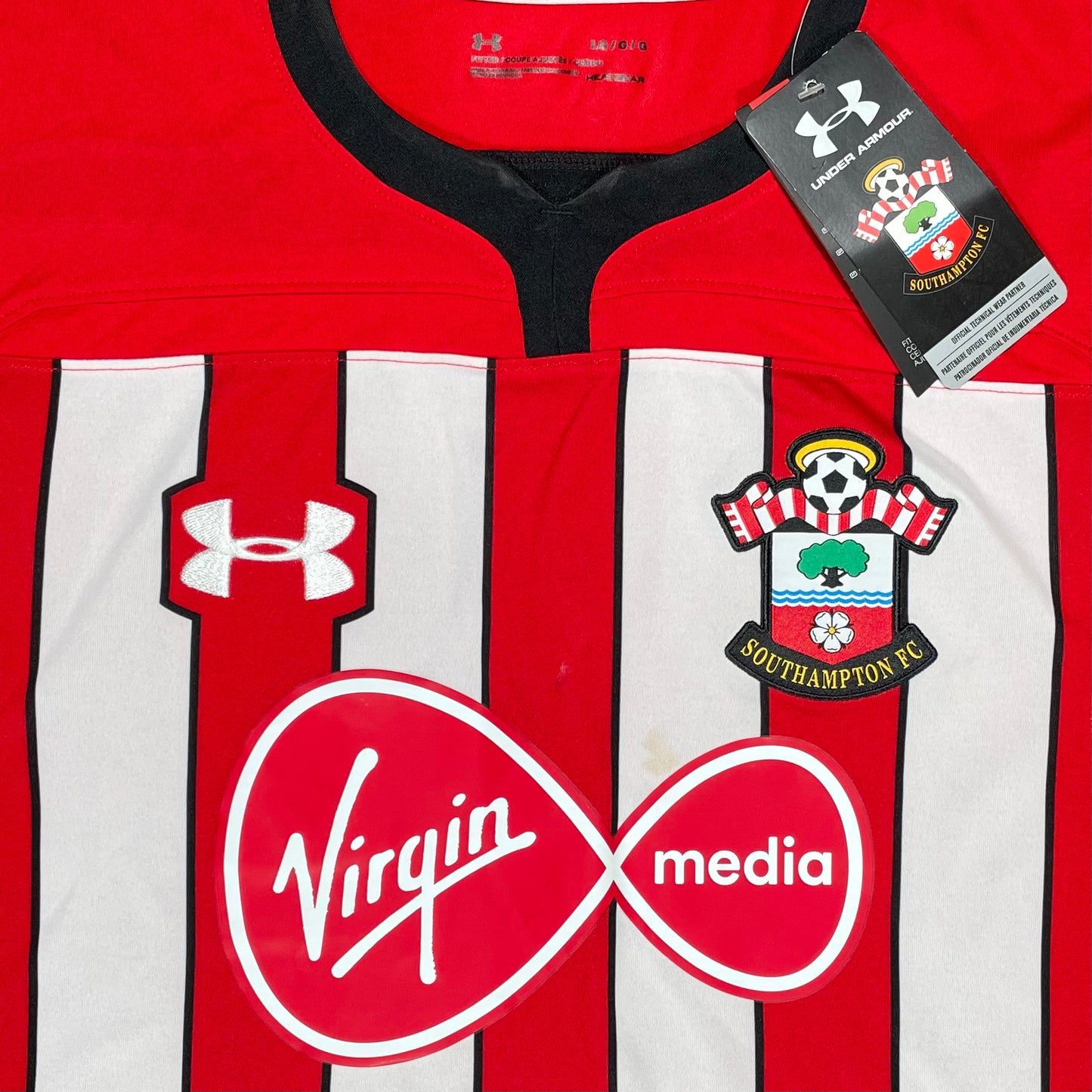 Southampton 2018/19 Home Shirt  BNWT - Large